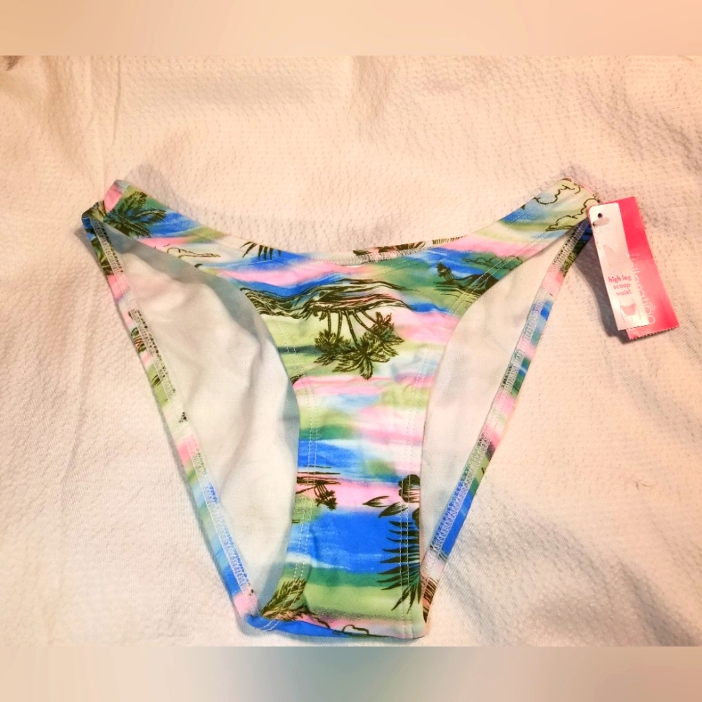 NWT high leg scoop HAWAIIAN  bikini bottom XS. cute